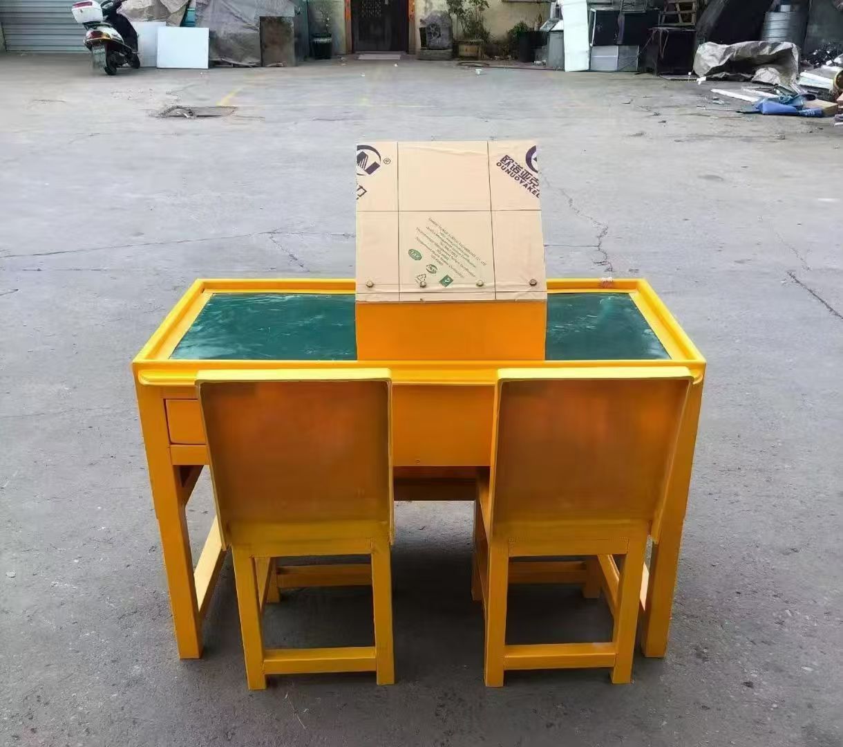 鲅鱼圈防静电导通桌井下煤矿火工品发放桌：危险品流转的安全守护者