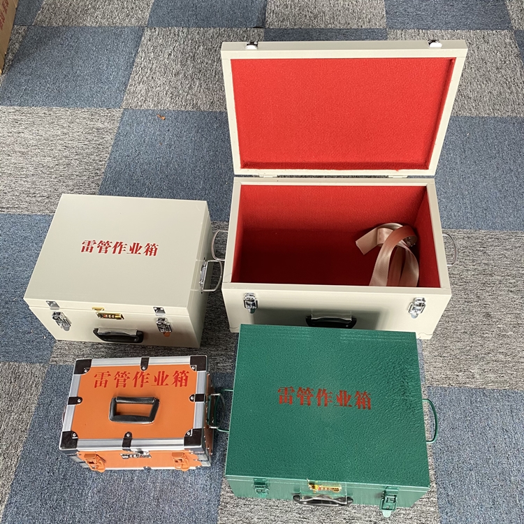 鲅鱼圈爆破工程作业箱如何选择？玻璃钢与传统材质的全面对比